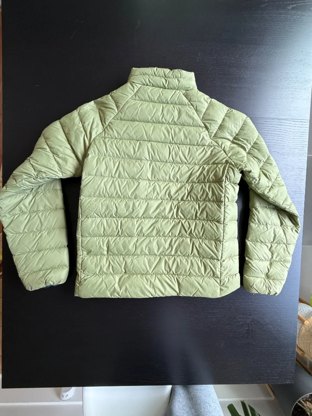 Patagonia Kids XXL 16-18 Down Sweater Jacket Green Puffer Youth Unisex